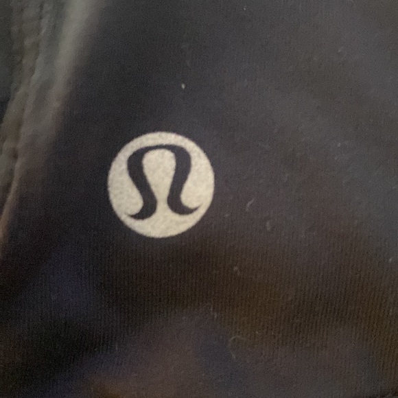 Lululemon bra - Picture 5 of 6